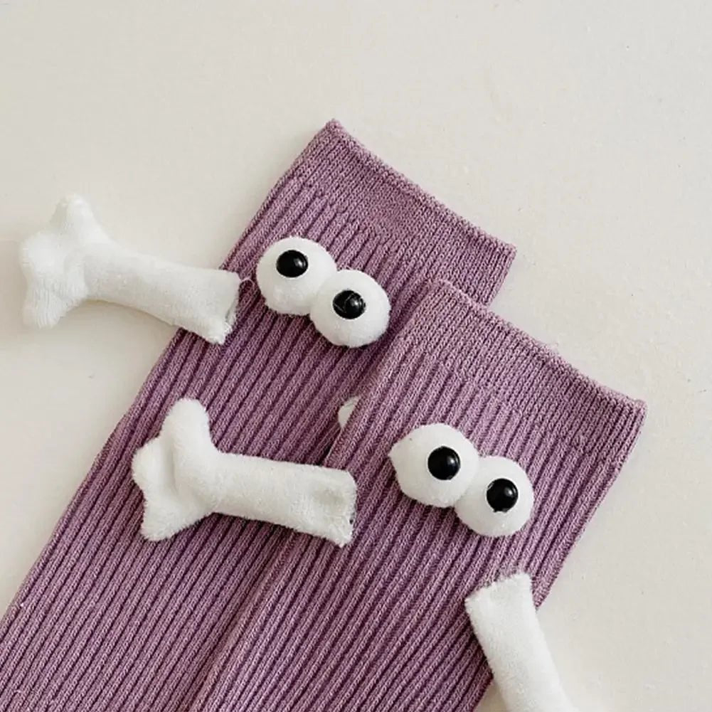 Cat Shop Boys - 2 Pairs Magnetic Socks with Hands Women Men Fashion Black White Funny Cute Cartoon Eyes Couple Mid - tube Socks for Gifts