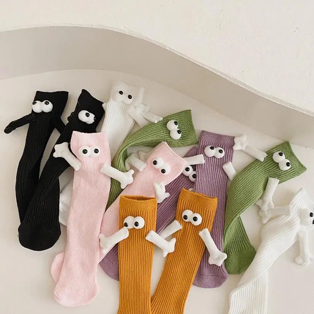 Cat Shop Boys - 2 Pairs Magnetic Socks with Hands Women Men Fashion Black White Funny Cute Cartoon Eyes Couple Mid - tube Socks for Gifts