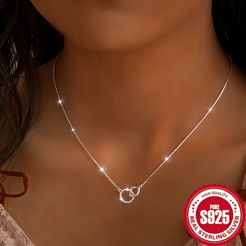 Cat Shop Boys - 925 Silver Geometric Circle Necklace For Women, Featuring A Unique Design With Interlocking Circles. This Minimalist And Elegant Piece Is Hypoallergenic And Versatile, Perfect For Everyday Wear. A Stylish Jewelry Gift For Wom