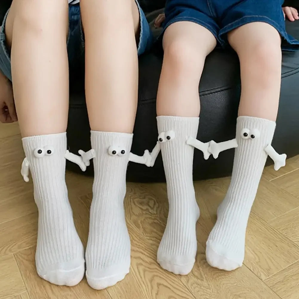 Cat Shop Boys - 2 Pairs Magnetic Socks with Hands Women Men Fashion Black White Funny Cute Cartoon Eyes Couple Mid - tube Socks for Gifts