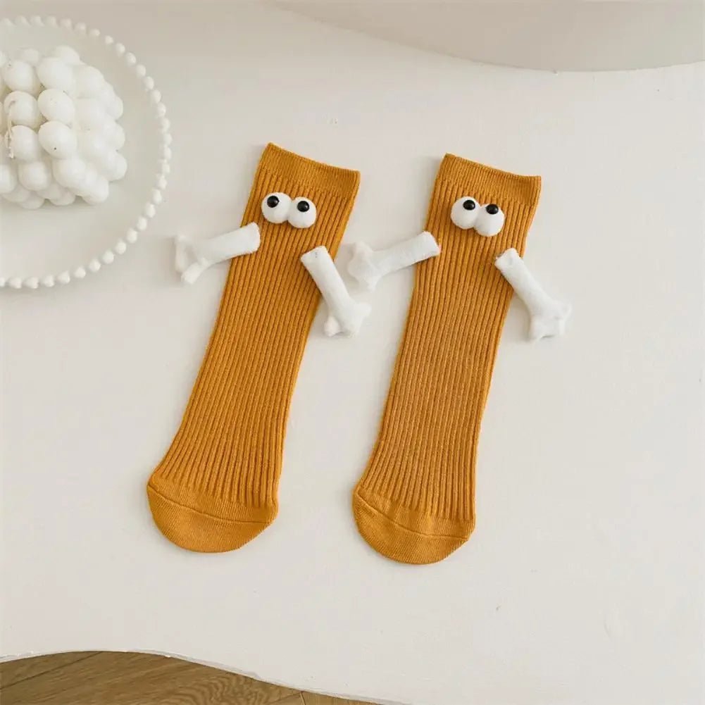 Cat Shop Boys - 2 Pairs Magnetic Socks with Hands Women Men Fashion Black White Funny Cute Cartoon Eyes Couple Mid - tube Socks for Gifts