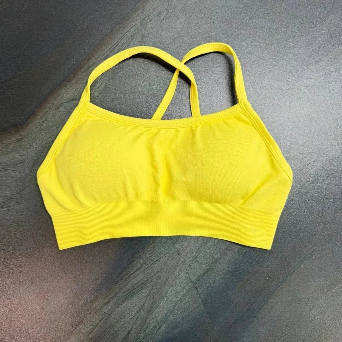 Dynamic Backless Sports Bra Women Seamless Yoga Top Bra Medium Support Padded Gym Crop Top Stretchy Fitness Sports Top