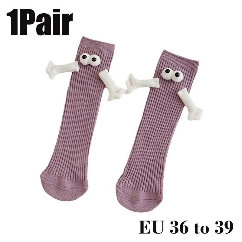 Cat Shop Boys - 2 Pairs Magnetic Socks with Hands Women Men Fashion Black White Funny Cute Cartoon Eyes Couple Mid - tube Socks for Gifts