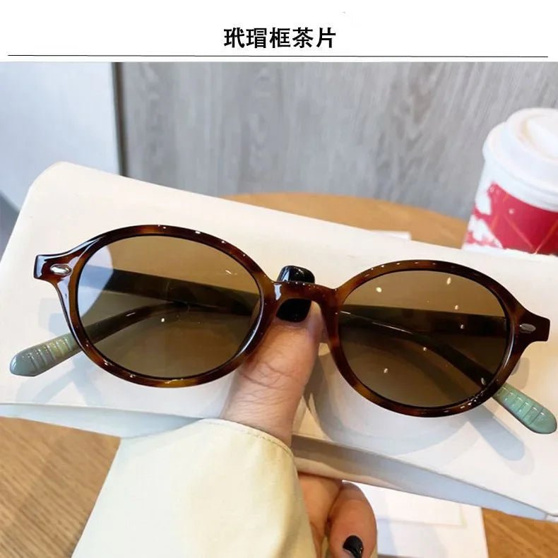 Cat Shop Boys - Retro Small Oval Sunglasses Women Men Rivets Shades Fashion Eyewear Luxury Sun Glasses UV400 Female