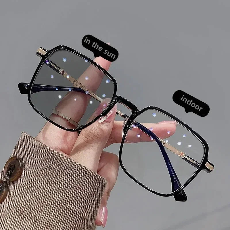 Cat Shop Boys - Shiny Diamond Photochromic Myopia Glasses Ultra Light Frame High - end Color Changing Eyewear Large Frame Anti Blue Light Glasses