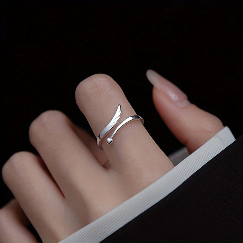 Cat Shop Boys - Single Angel Wing Design Adjustable Wrap Ring - High - Quality Jewelry for Men and Women - Gift Box Included and Resizable to Fit Any Finger