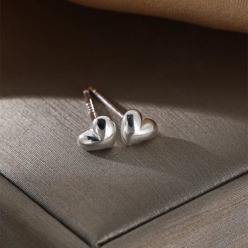 Cat Shop Boys - Super Mini Metal Heart Stud Earrings for Women Girls Daily Wear Jewelry Simple Silver Color Trendy Cute Geometry Earrings Gift